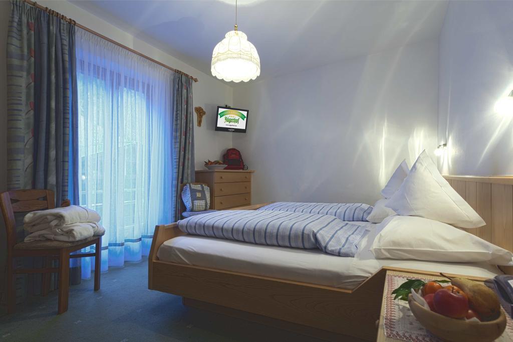 Hotel Jaegerhof San Leonardo in Passiria Eksteriør billede